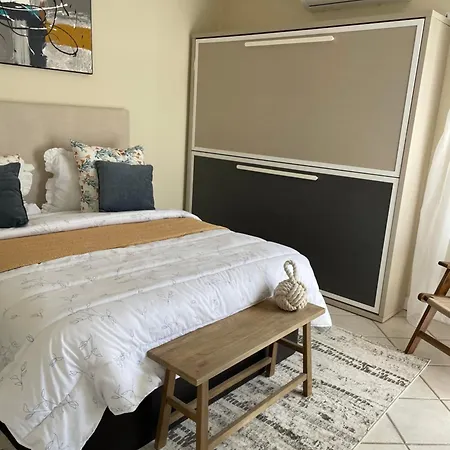 Oura E Sol Apartment *